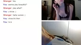 Jolie adalah umur 18 ...