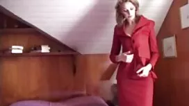 Ibu dengan berteriak ...