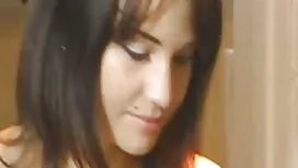Gadis dengan penis d ...