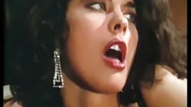 Dua pasangan bercint ...