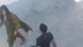 Manusia dalam pakaia ...